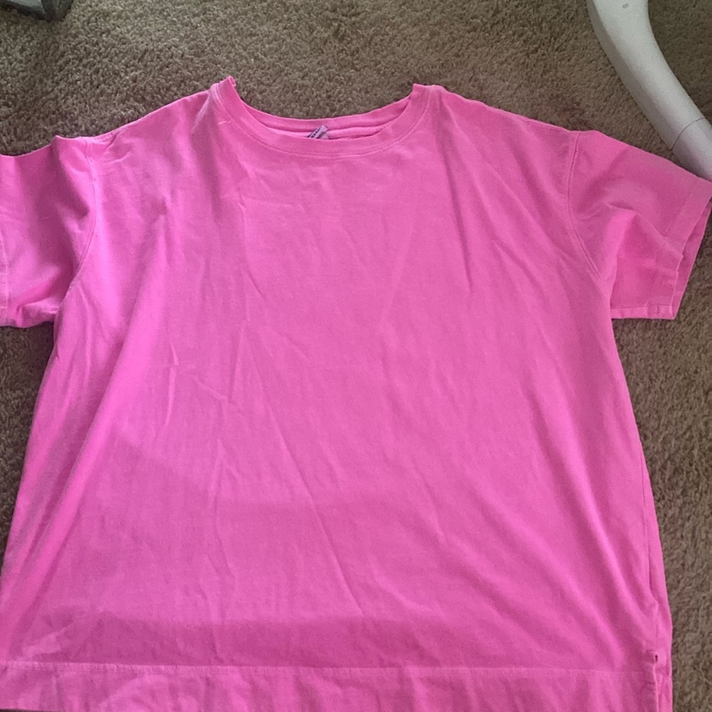 Old Navy t-shirt